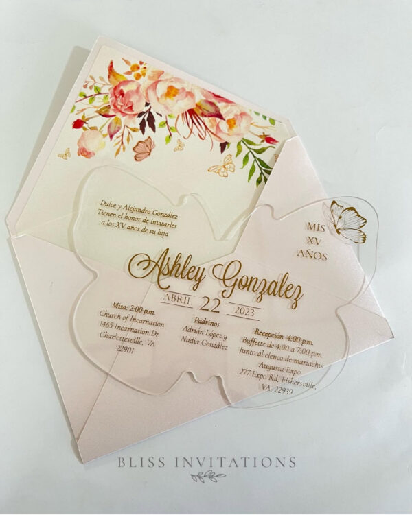 Invitación acrílica especial corte mariposa